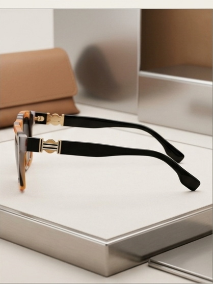 Luxury Burberry Glasses