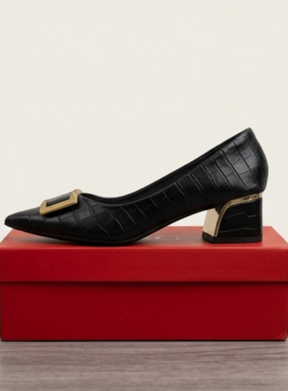 Women's shoes