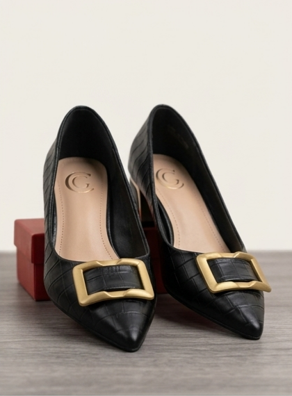 Women's shoes