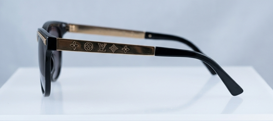 L&V Glasses