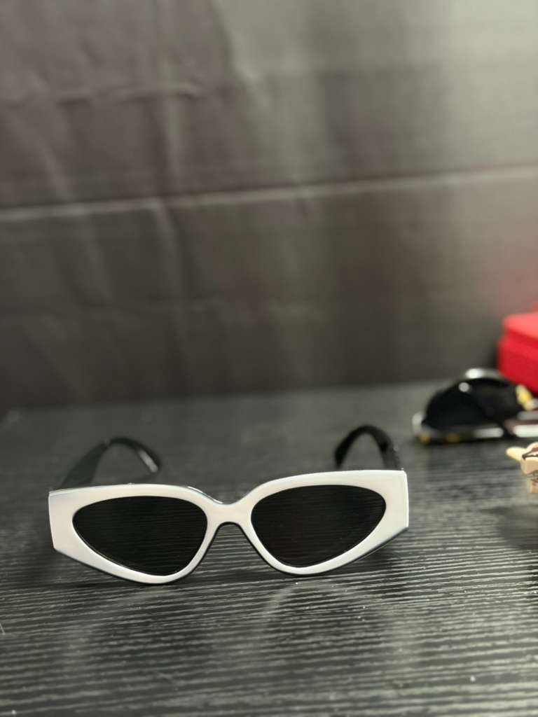 Cat Eye Sunglasses – Retro & Fashion Style