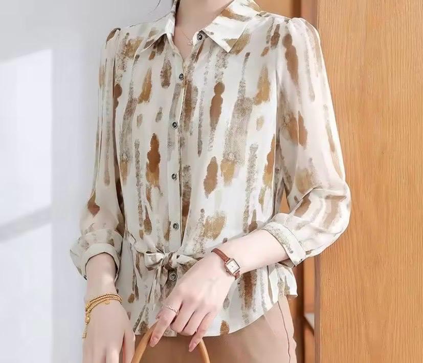 Printed Long Sleeve Blouse – Lightweight & Elegant