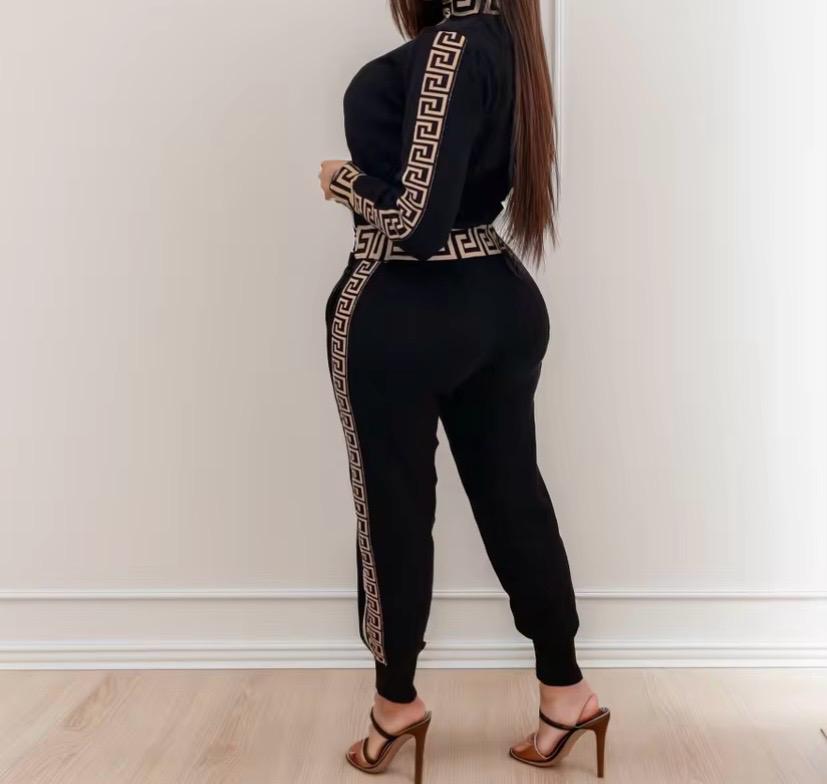Chic Matching Outfit Set – Stylish & Comfortable